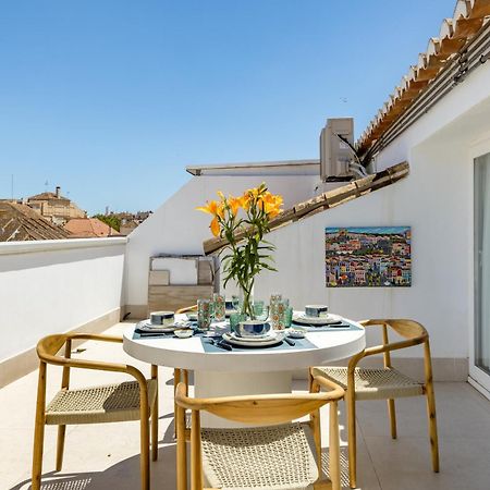 Atarazanas Suite, Atico Con Terraza Malaga Ngoại thất bức ảnh