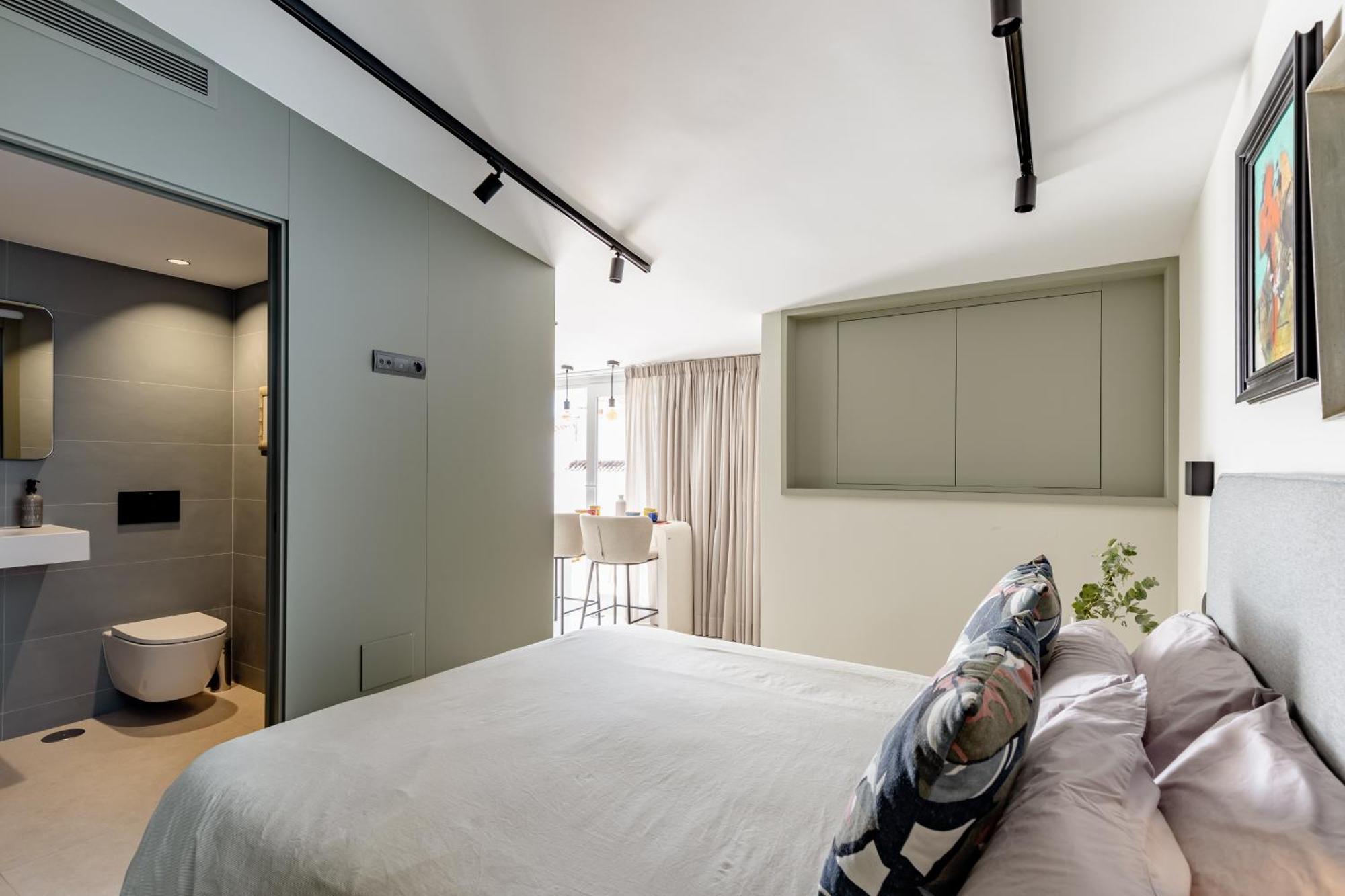 Atarazanas Suite, Atico Con Terraza Malaga Ngoại thất bức ảnh